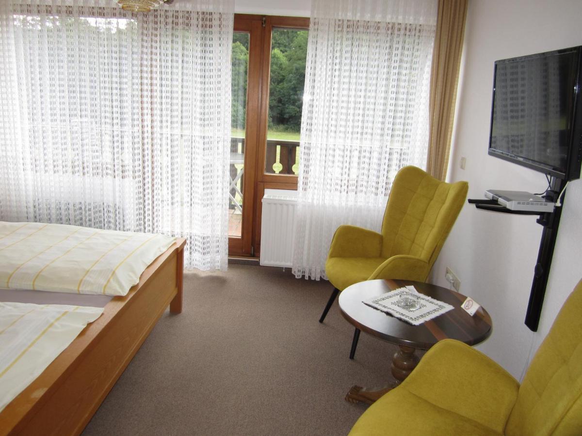 Pension-Gaestehaus Waldhof Winterberg Exterior foto